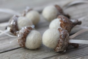 4-white-felted-acrosn
